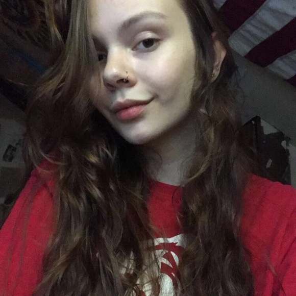 Meet your Posher, Missy - Picture 2 of 2